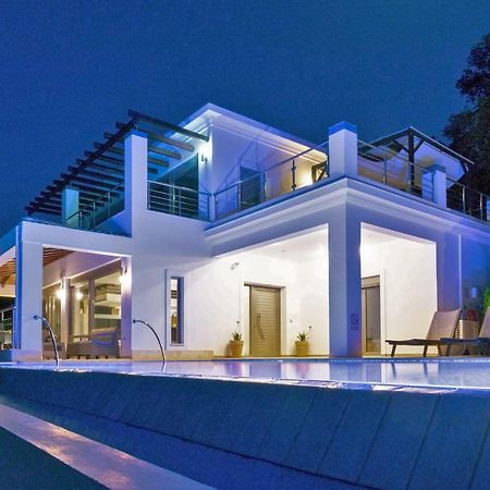 Ionian Pearl Luxury Spa Villa Mesongí Exterior photo