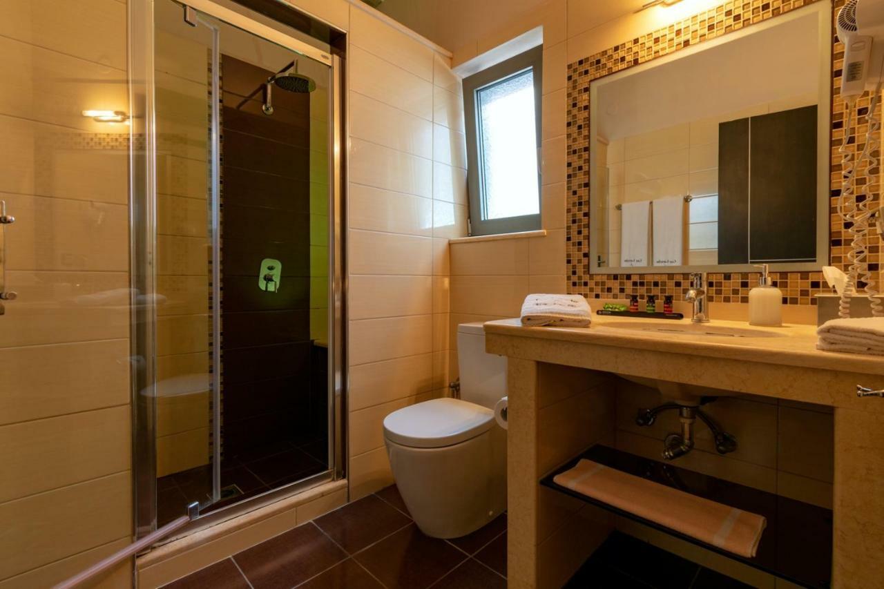 Ionian Pearl Luxury Spa Villa Mesongí Exterior photo